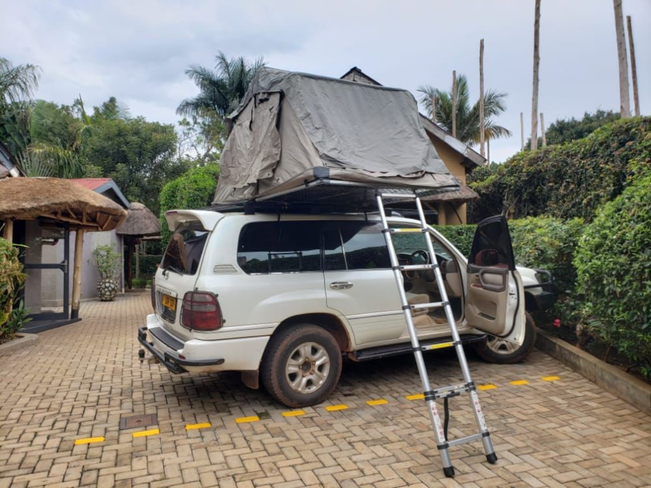 Rent a car with a rooftop tent in Tanzania